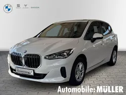 Weiss Gebraucht 2024 BMW 218 Active Tourer Luxury Line Van / Kleinbus | 29.290 € (Guter Preis)