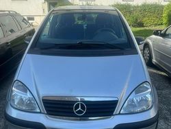 Silber Gebraucht 2002 Mercedes A140 Kleinwagen | 900 €