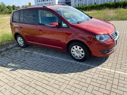 Rot Gebraucht 2010 VW Touran Freestyle Van / Kleinbus | 4.950 € (Guter Preis)