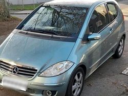 Gebraucht 2005 Mercedes A180 Kleinwagen | 900 €