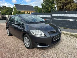Grau Gebraucht 2008 Toyota Auris Limousine | 3.490 € (Superpreis)