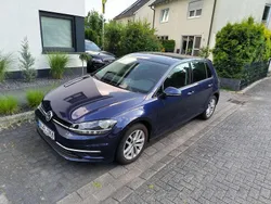 Blau Gebraucht 2017 VW Golf VII Comfortline Limousine | 12.600 € (Guter Preis)