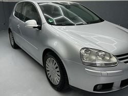 Grau Gebraucht 2006 VW Golf V Kleinwagen | 2.199 € (Guter Preis)