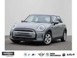 Moonwalk grey () Gebraucht 2022 Mini Cooper Essential Kleinwagen | 22.960 € (Guter Preis)