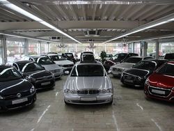 Grau Gebraucht 2003 Jaguar XJ8 Limousine | 7.950 € (Guter Preis)