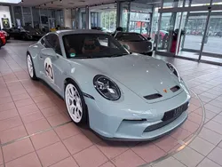 Shadegreenmetallic Gebraucht 2024 Porsche 992 Coupé | 382.800 €