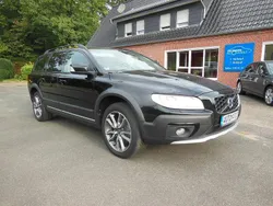 Onyx schwarz Gebraucht 2016 Volvo XC70 Momentum SUV | 15.999 € (Guter Preis)