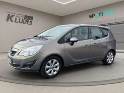Grau Gebraucht 2013 Opel Meriva Active Van / Kleinbus | 9.990 € (Teuer)