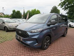 Blau Gebraucht 2024 Ford Tourneo Custom Sport Van / Kleinbus | 51.990 € (Teuer)