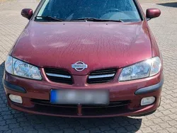 Rot Gebraucht 2002 Nissan Almera Limousine | 700 €