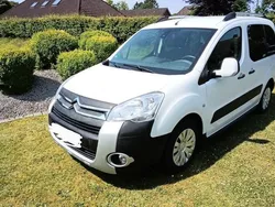 Weiß Gebraucht 2012 Citroën Berlingo XTR Van / Kleinbus | 4.499 € (Fairer Preis)
