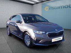 Grau Gebraucht 2025 Skoda Scala Kleinwagen | 21.349 € (Fairer Preis)