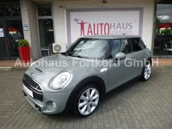Grau Gebraucht 2018 Mini Cooper S Kleinwagen | 19.980 €