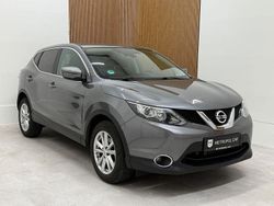 Grau Gebraucht 2015 Nissan Qashqai Acenta SUV | 11.490 € (Fairer Preis)