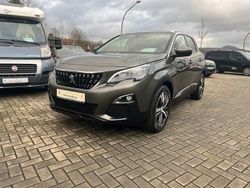 Grau Gebraucht 2018 Peugeot 3008 Active SUV | 15.290 € (Fairer Preis)