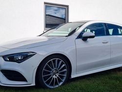 Weiß Gebraucht 2019 Mercedes CLA220 Shooting Brake AMG Kombi | 30.198 € (Teuer)