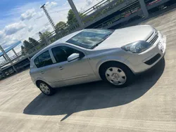 Silber Gebraucht 2004 Opel Astra Limousine | 2.000 € (Fairer Preis)