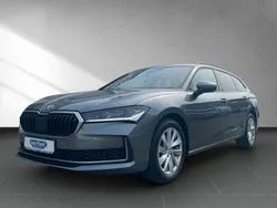 Grau Gebraucht 2024 Skoda Superb Selection Kombi | 34.990 € (Teuer)