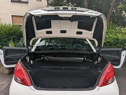 Weiß Gebraucht 2013 Peugeot 207 CC Cabrio | 1.999 € (Guter Preis)