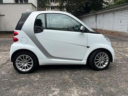 Weiß Gebraucht 2012 Smart ForTwo Coupé Kleinwagen | 4.300 € (Guter Preis)
