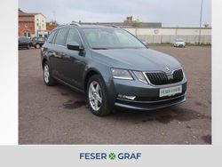 Grau Gebraucht 2019 Skoda Octavia Style Kombi | 18.500 € (Etwas zu teuer)