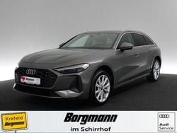 Grau / chronosgrau Gebraucht 2024 Audi A5 Comfort Coupé | 46.993 €