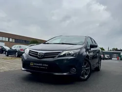Grau Gebraucht 2012 Toyota Avensis Executive Limousine | 5.900 € (Guter Preis)