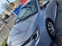 Grau Gebraucht 2019 Toyota Corolla Hybrid Club Limousine | 18.000 € (Fairer Preis)