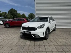 Weiß Gebraucht 2018 Kia Niro Spirit SUV | 17.980 € (Fairer Preis)