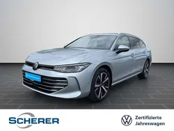 Oyster silver metallic Gebraucht 2024 VW Passat Business Kombi | 40.980 €