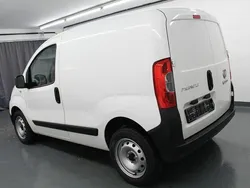 Weiß Gebraucht 2021 Fiat Fiorino Van / Kleinbus | 9.249 € (Fairer Preis)