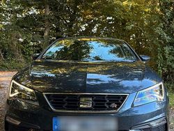 Grau Gebraucht 2019 Seat Leon FR Limousine | 10.500 € (Fairer Preis)