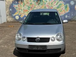 Silber Gebraucht 2004 VW Polo Cricket Limousine | 800 € (Superpreis)