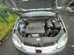 Silber Gebraucht 2004 VW Golf V Limousine | 1.950 € (Fairer Preis)
