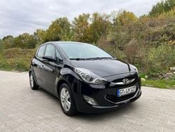 Schwarz Gebraucht 2014 Hyundai ix20 Trend Kleinwagen | 7.900 € (Fairer Preis)