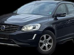 Blau Gebraucht 2017 Volvo XC60 Momentum SUV | 13.490 € (Teuer)