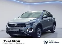 Pyritsilber metallic (metallic) Gebraucht 2024 VW T-Roc Life SUV | 27.790 € (Superpreis)