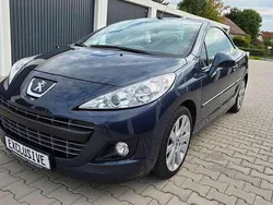Blau Gebraucht 2013 Peugeot 207 CC Allure Cabrio | 6.990 € (Etwas zu teuer)