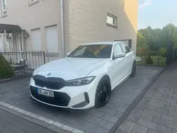 Weiß Gebraucht 2022 BMW 330 M Performance Limousine | 40.999 € (Teuer)