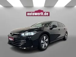 Schwarz Gebraucht 2024 VW Passat Elegance Kombi | 34.990 € (Teuer)