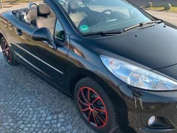 Schwarz Gebraucht 2009 Peugeot 207 CC Cabrio | 2.700 € (Fairer Preis)