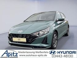 Grün Neu 2025 Hyundai i20 Trend Limousine | 18.990 € (Guter Preis)