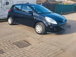 Schwarz Gebraucht 2011 Hyundai i20 Edition Limousine | 3.800 € (Guter Preis)