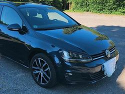 Blau Gebraucht 2015 VW Golf VII Edition Kombi | 11.000 € (Fairer Preis)