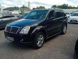 Schwarz Gebraucht 2012 Ssangyong (KGM) Rexton SUV | 6.800 €