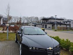 Schwarz Gebraucht 2009 Alfa Romeo 159 Ti Kombi | 7.000 € (Fairer Preis)