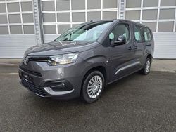 Dark grey Gebraucht 2023 Toyota Proace Verso City Kombi | 25.800 € (Fairer Preis)