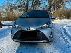 Silber Gebraucht 2021 Toyota Yaris Kleinwagen | 14.400 € (Guter Preis)