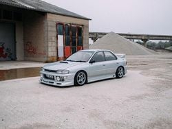 Silber Gebraucht 1994 Subaru WRX Limousine | 15.000 €