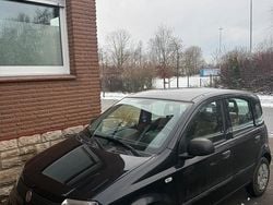 Schwarz Gebraucht 2011 Fiat Panda Kleinwagen | 2.550 €